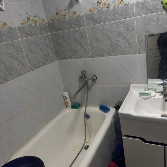 2 хоналик квартира сотилади!!!