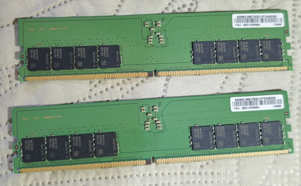 64 GB DDR5 Samsung   2 x 32GB M323R4GA3EB0-CWMOD, DDR5 5600MT/s