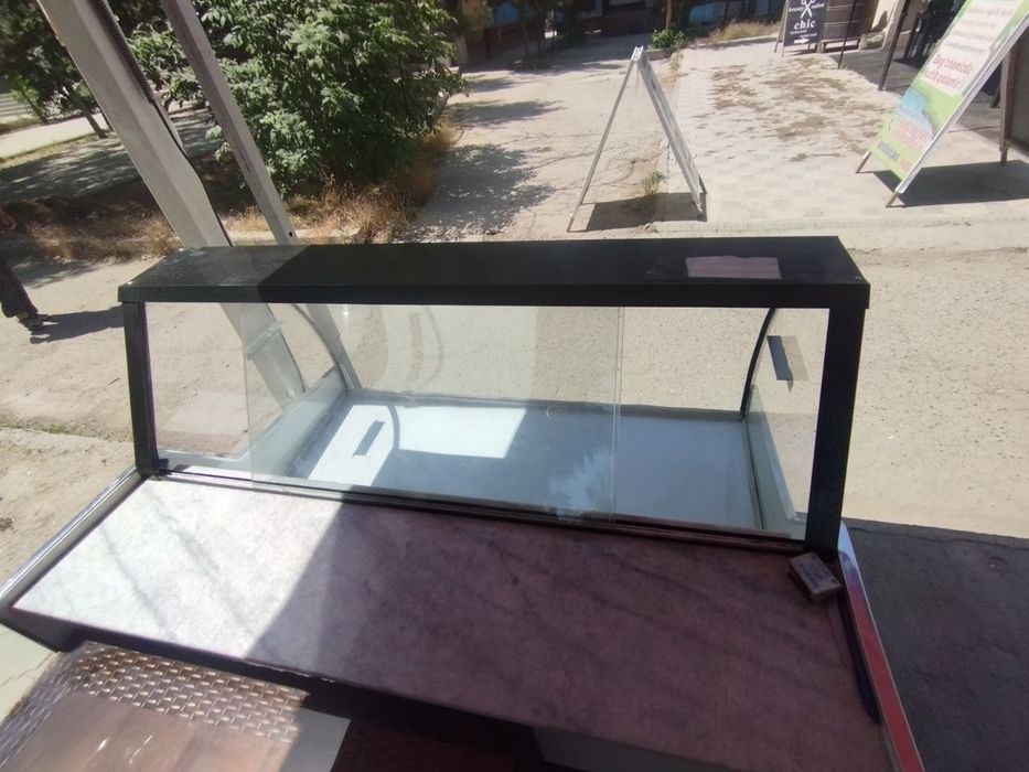 Витрина холодильник