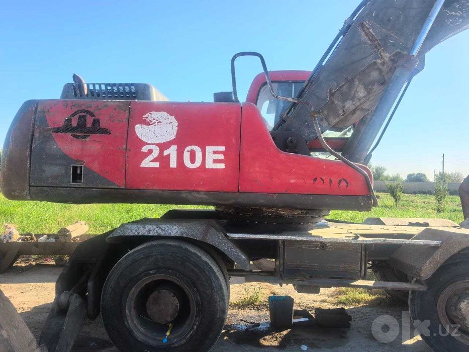 Ekskavator Jonyang 210E sotiladi qulay narxda