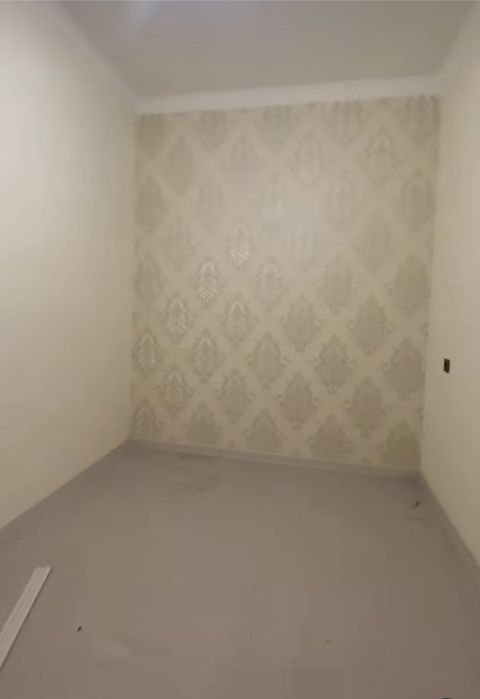 Куктеракдан утганда Қайнамада асосий йулга 800 метр 1.6 сотиг 4 хона