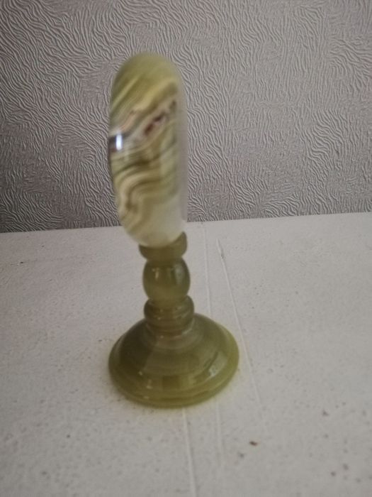 Часы  настольные ониксовые