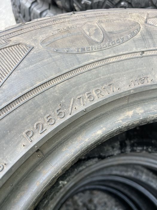 255/75/17 Goodyear Wrangler A/T