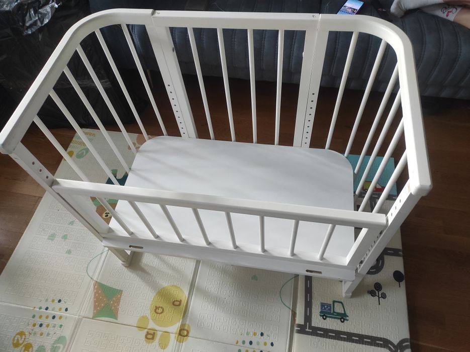 Продам манеж в хорошем состоянии