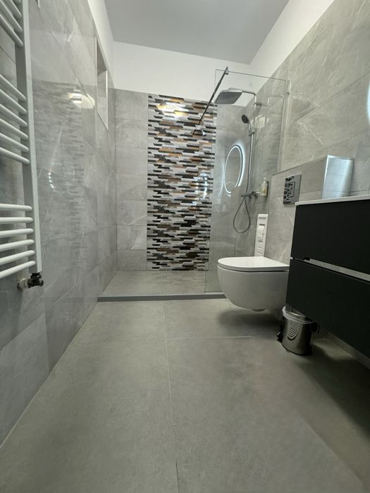 Vand apartament ultracentral pretabil orice afacere