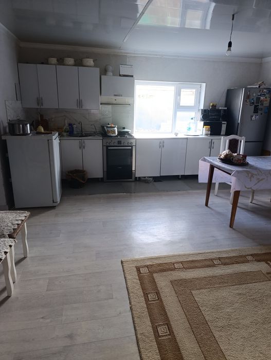 Продам частный в районе оторвановки