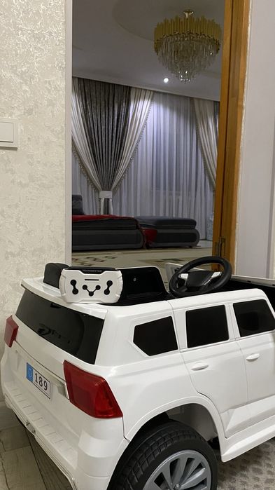 Машина игровой  Lexus 570