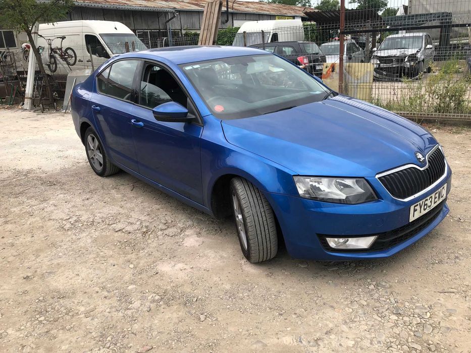 Piese pentru Skoda Octavia 3 -1.6 tdi CLHA albastru LF5W
