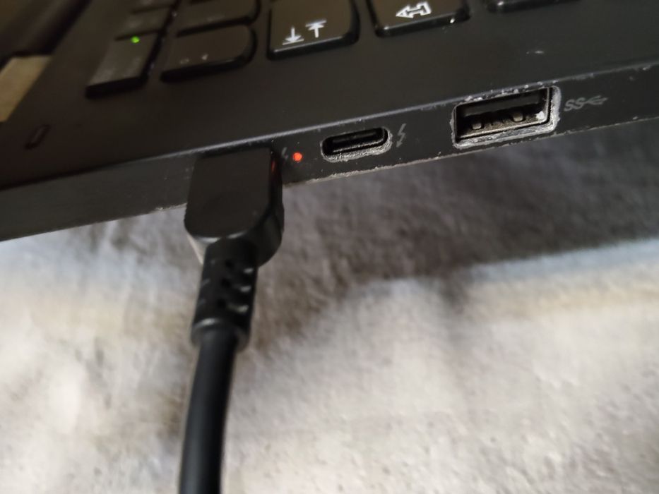 Laptop Lenovo yoga X1 gen 2 i7-7600u,16gb RAM ,ssd 128 GB touch spart