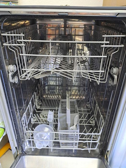 Съдомиялна за вграждане 45 см Беко-Beko Dis 5830.