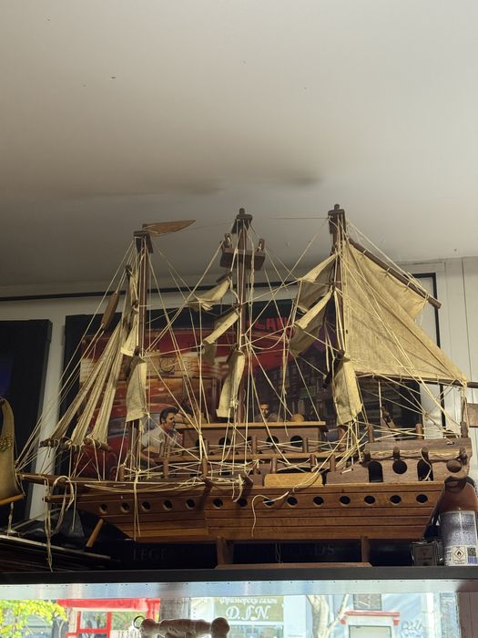 голям стар макет на кораб