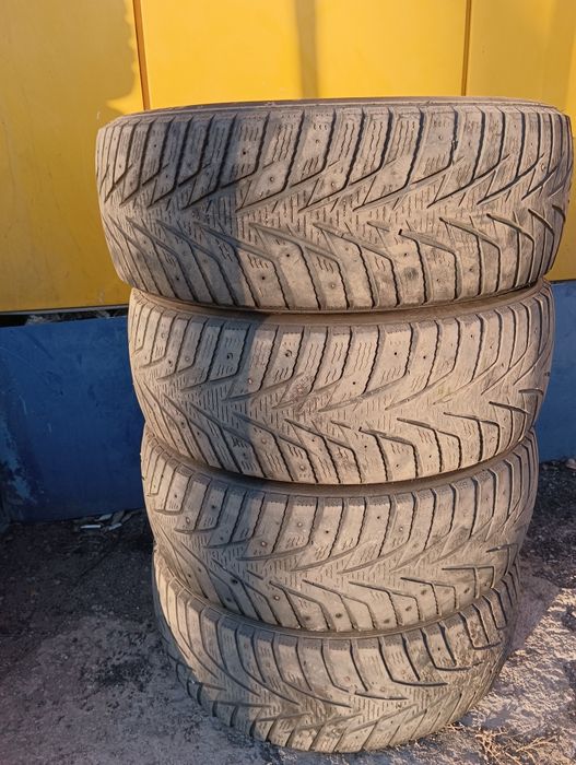 205/55/16 шины .