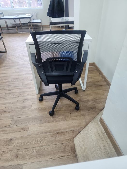 Продаем 6 столов Икеа. За 1 стол 5000тг