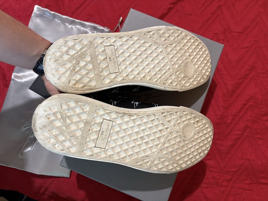 Giuseppe Zanotti 44 Оригинални