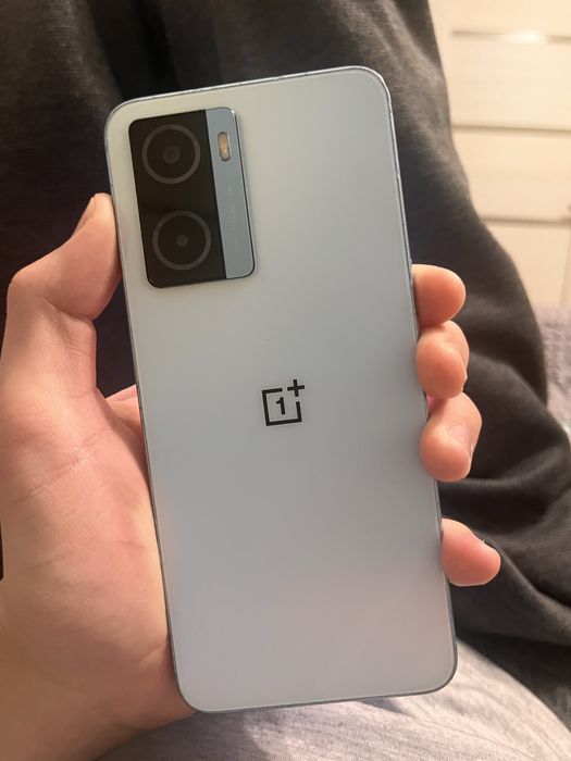 Продам телефон по договоренности