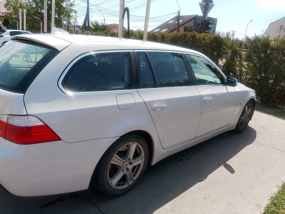 BMW 5 Series 2009 — imagine 4