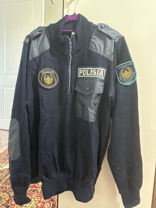 Свитер полицейского форма