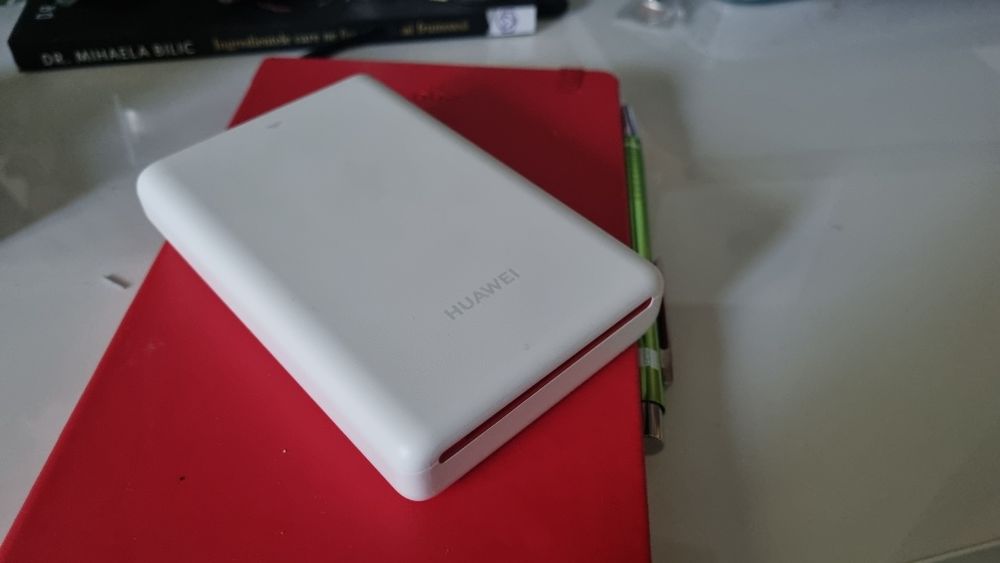 Imprimanta portabila de buzunar bluetooth Huawei CV80 ca noua.