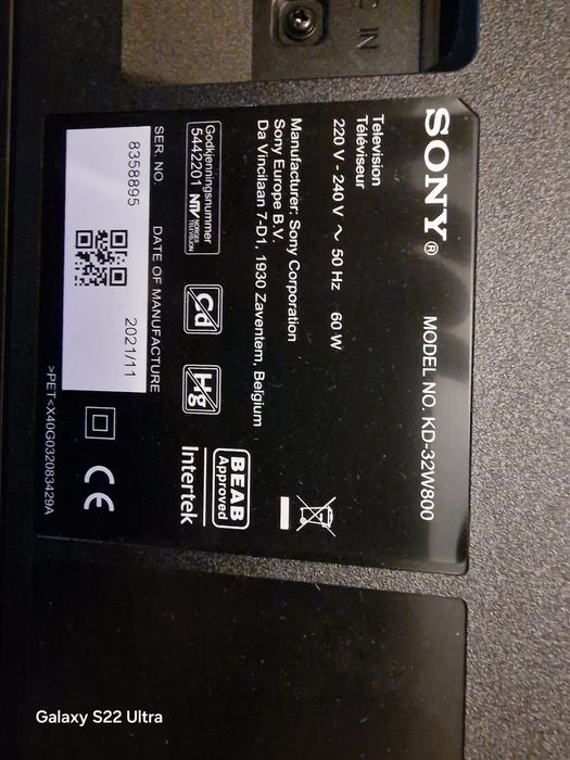 Dezmembrez led tv Smart 4k și alte modele cu ecrane sparte pentru pies