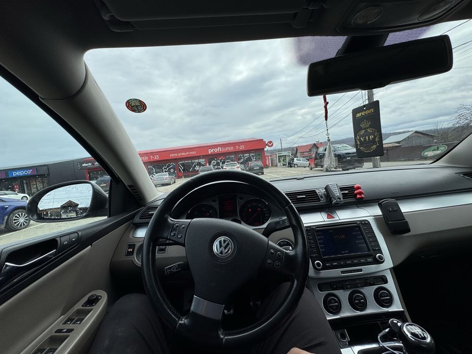 VOLKSWAGEN Passat 2026 — imagine 5