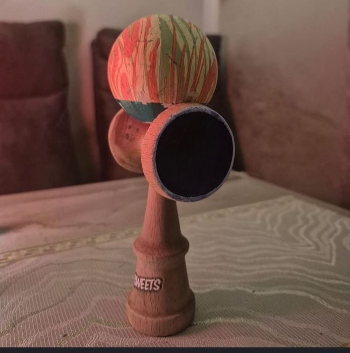 Vând kendama sweets prime 2018