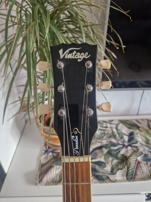 Vand chitara electrica Vintage v100 adf Slash
