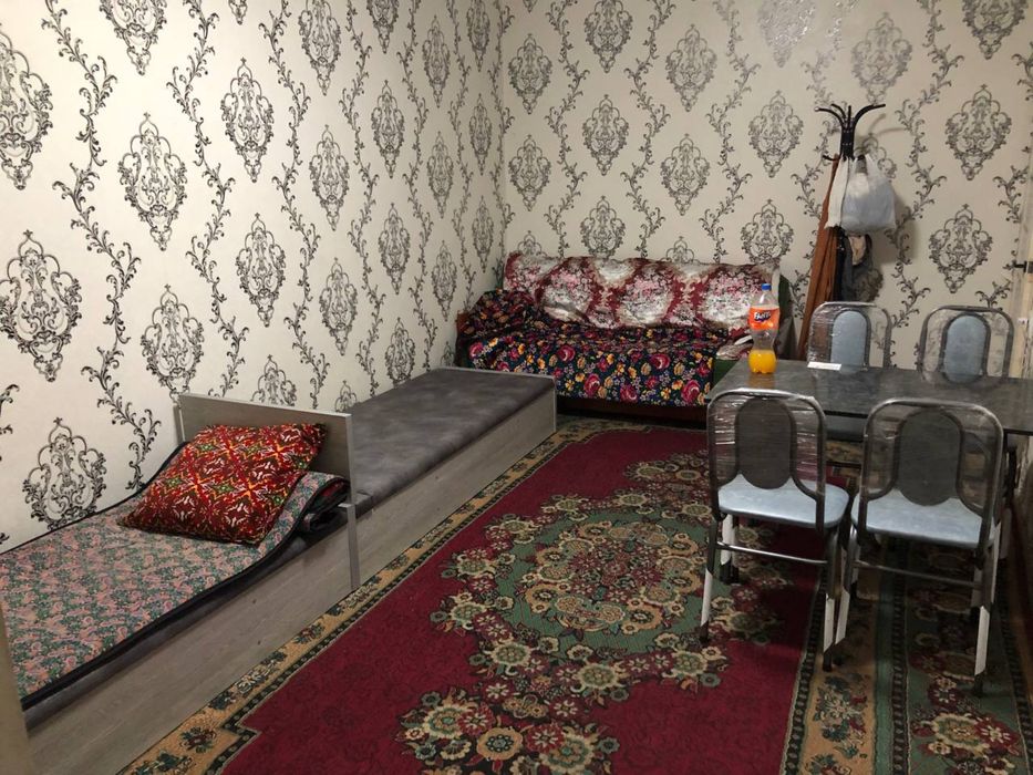 Yashnabod panelni yonida oilaga kvartera bor 1 xona 2 xona qilingan