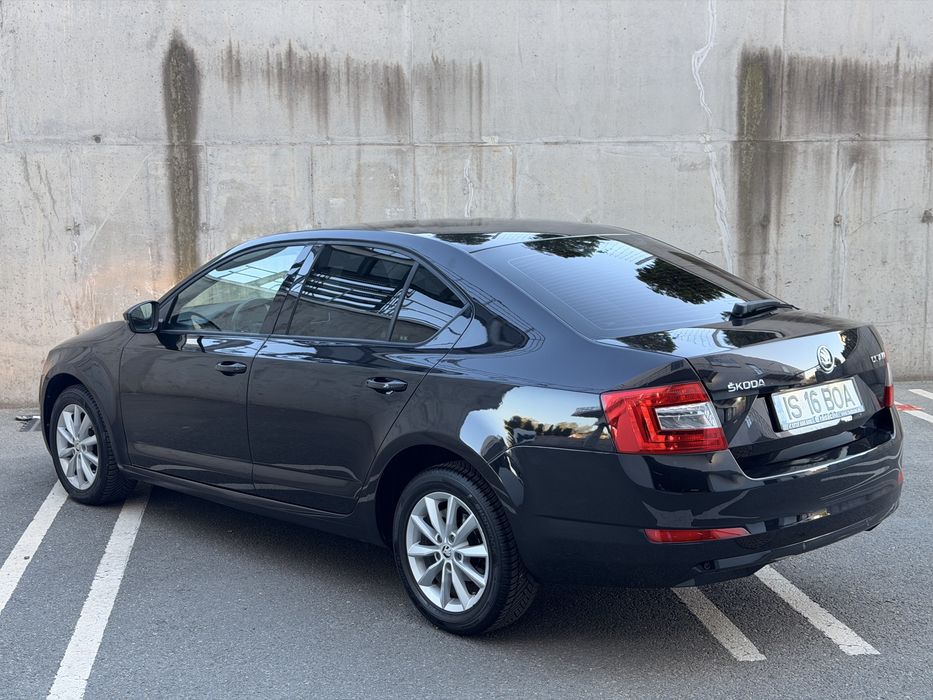 SKODA Octavia 2015 — imagine 4