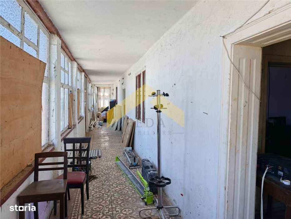 Casa de vanzare la sol in localitatea Felnac