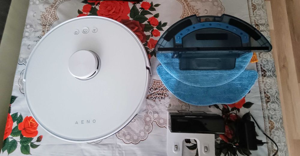 продавам Робот прахосмукачка Aeno ARC0002S, Мокро и сухо почистване