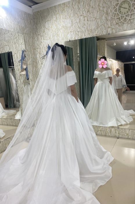 Свадебное платье