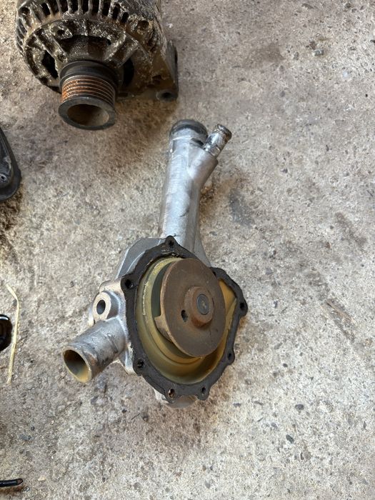 Части за мерцедес Е класа