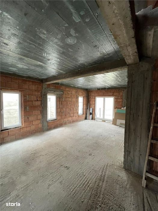 Dumbravita - Duplex - 5 Camere - 3 Bai - Pret la cheie - Posibilitate