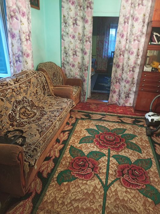 Продам дом. Из 4 комнат.