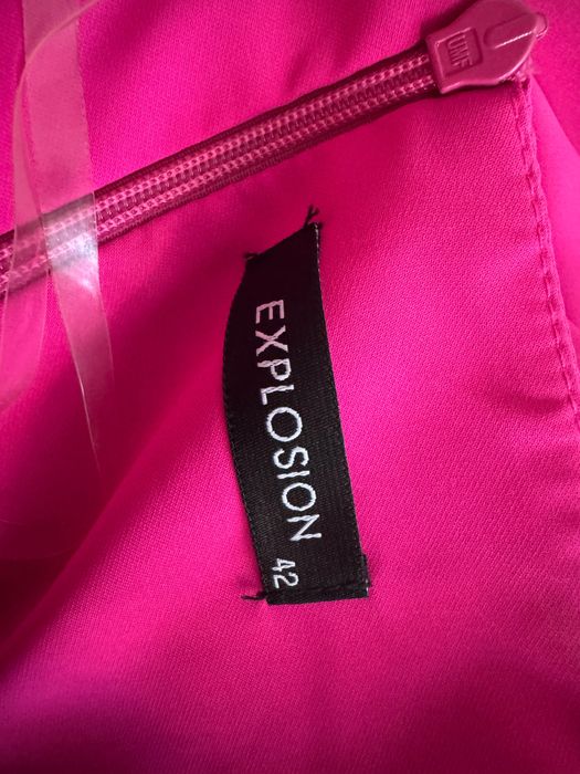 Официална цикламена рокля