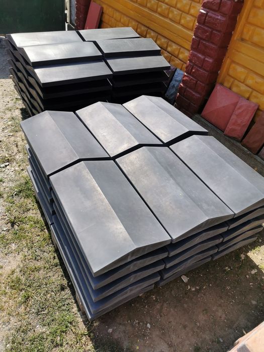 Capace din beton pentru stâlpii de gard gard