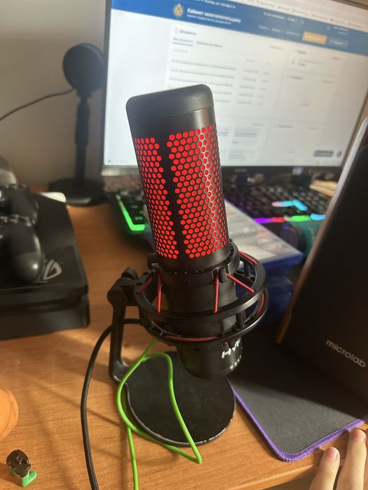 Hyper x quadcast срочно