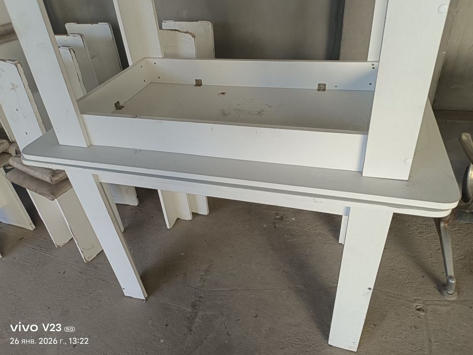 Продам Столы б/у