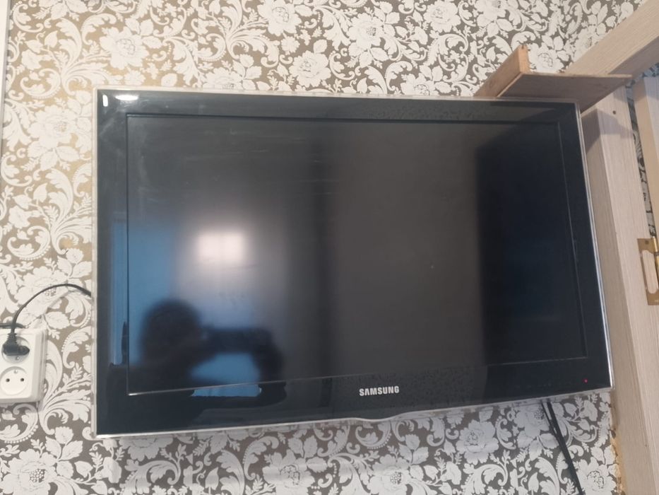 Продам телевизор самсунг