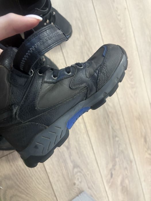 Продаю зимние ботинки для мальчиков