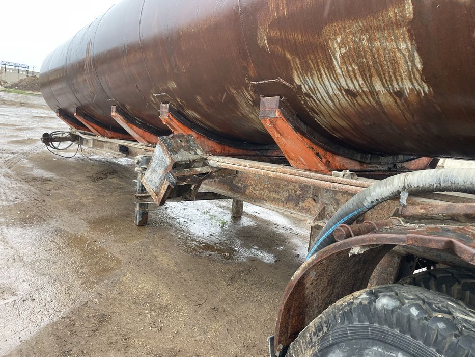 Ёмкость месте прицепа