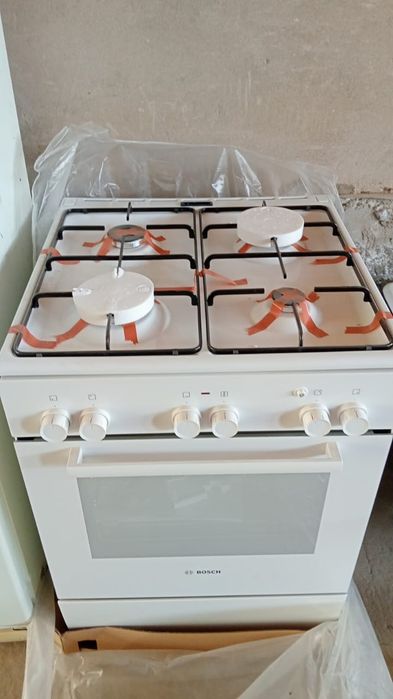 НОВАЯ Газплита в упаковке