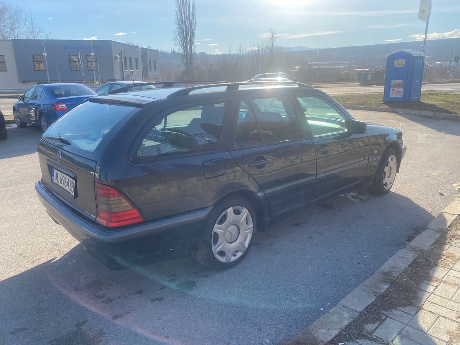 Мерцедес CDI 220