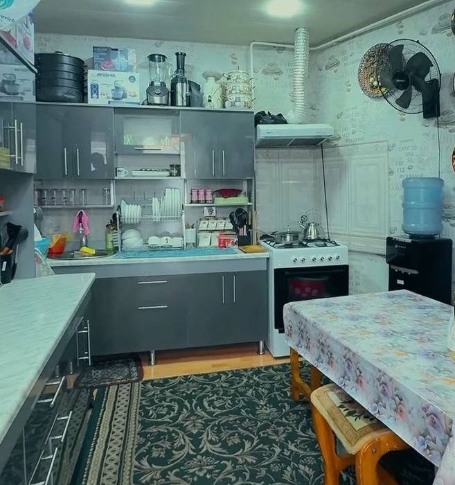 Shayxontoxur gulobod xotam moyka yonida maxalada 2 sotu 3 zona tupik