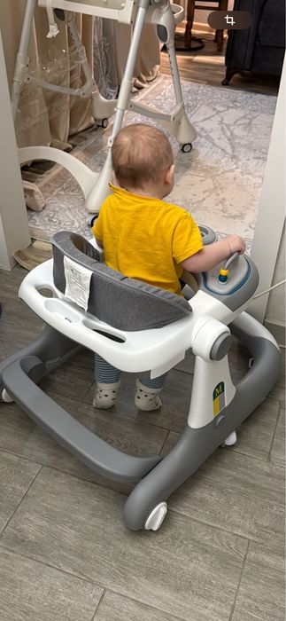 Ходунки детские серого цвета