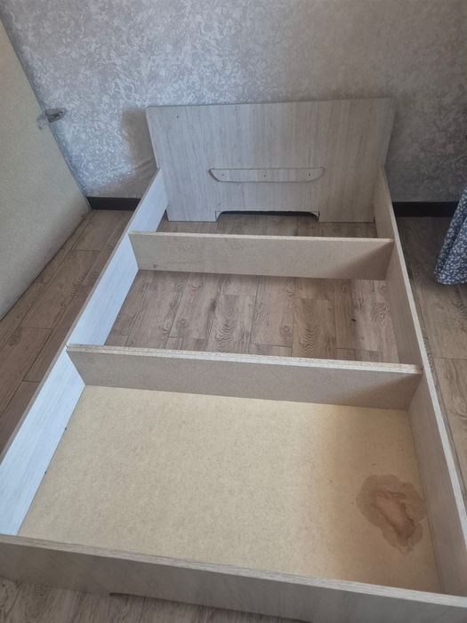 Кровать полутарка