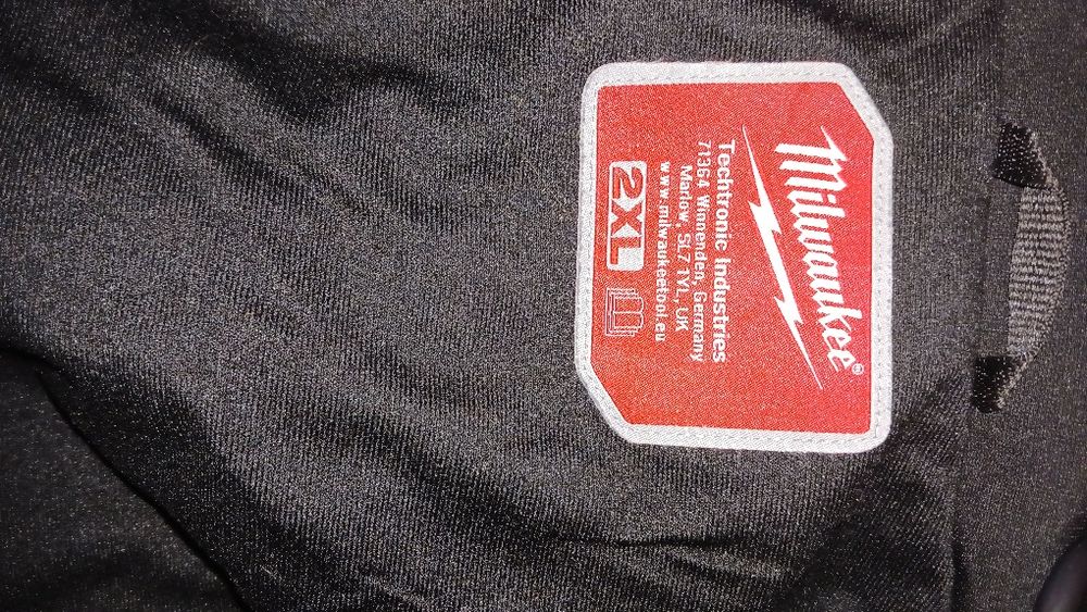 Vind jacheta Milwaukee cu incalzire