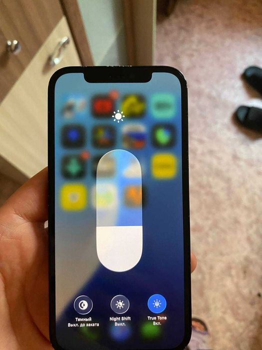 Iphone 12 в хорошем сосстояние