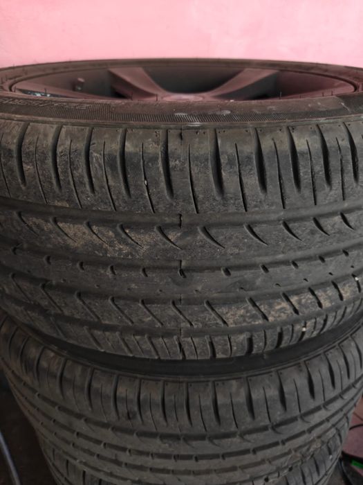 Продам комплект летней резины R16