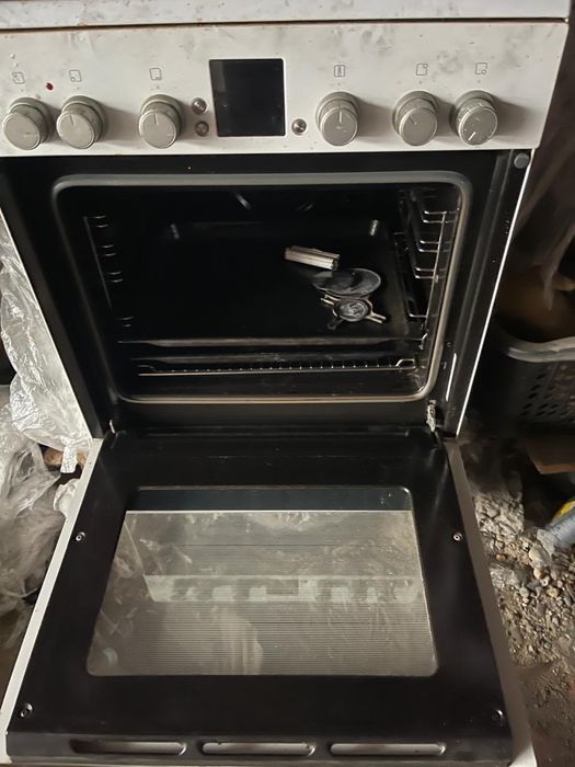 Продам газ плиту